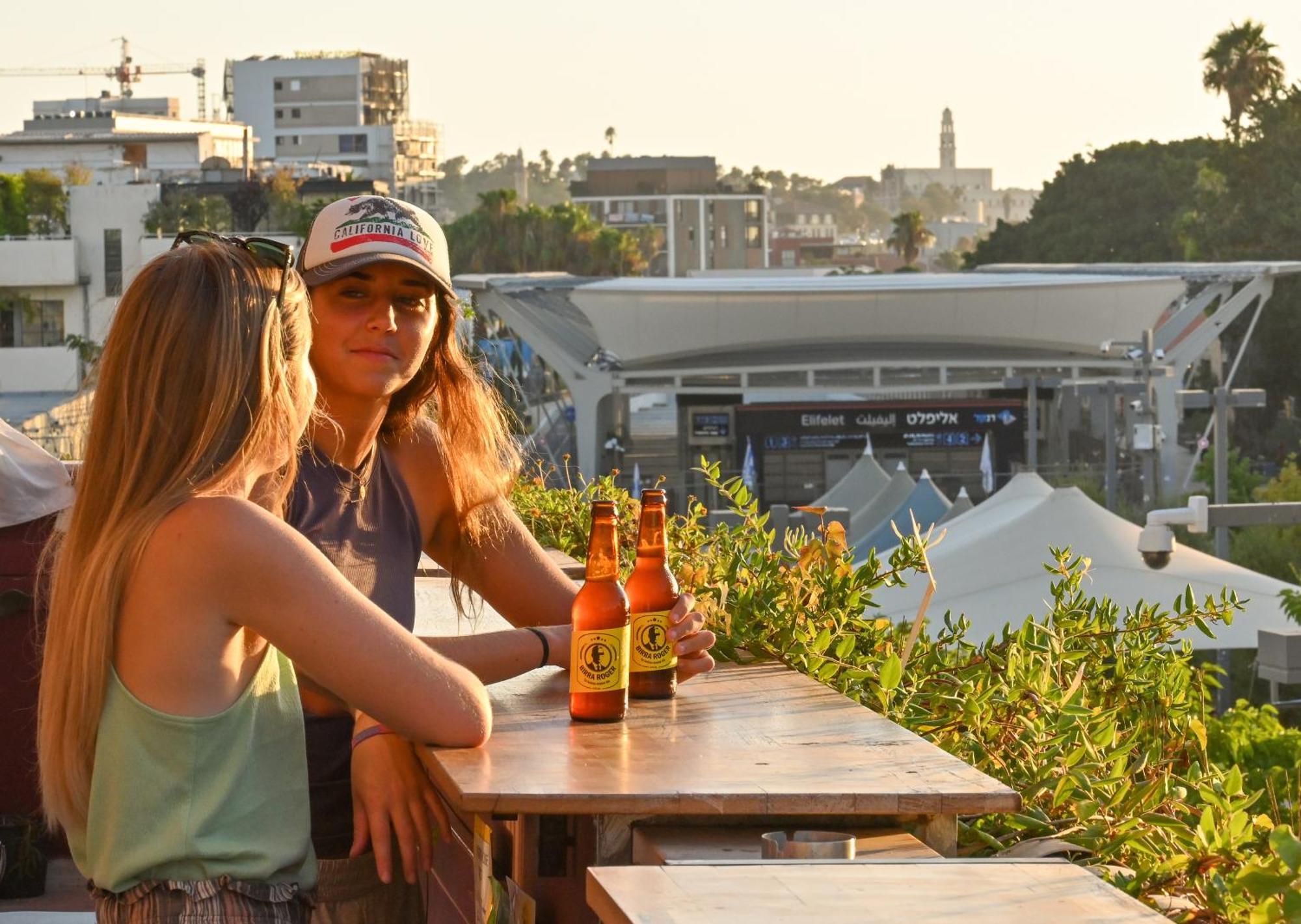 Roger'S Hostel Tel Aviv Exterior photo